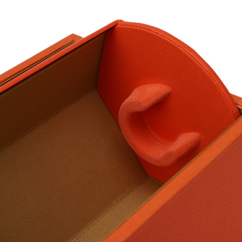 Luxury Rotating Wine Gift Box: Elevate Your Premium Liquor Presentation